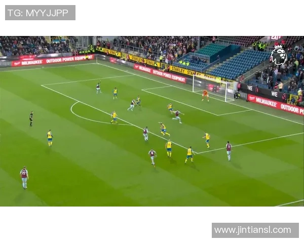 羽毛球传奇陈丽畅谈英超对话中的职业生涯与心路历程